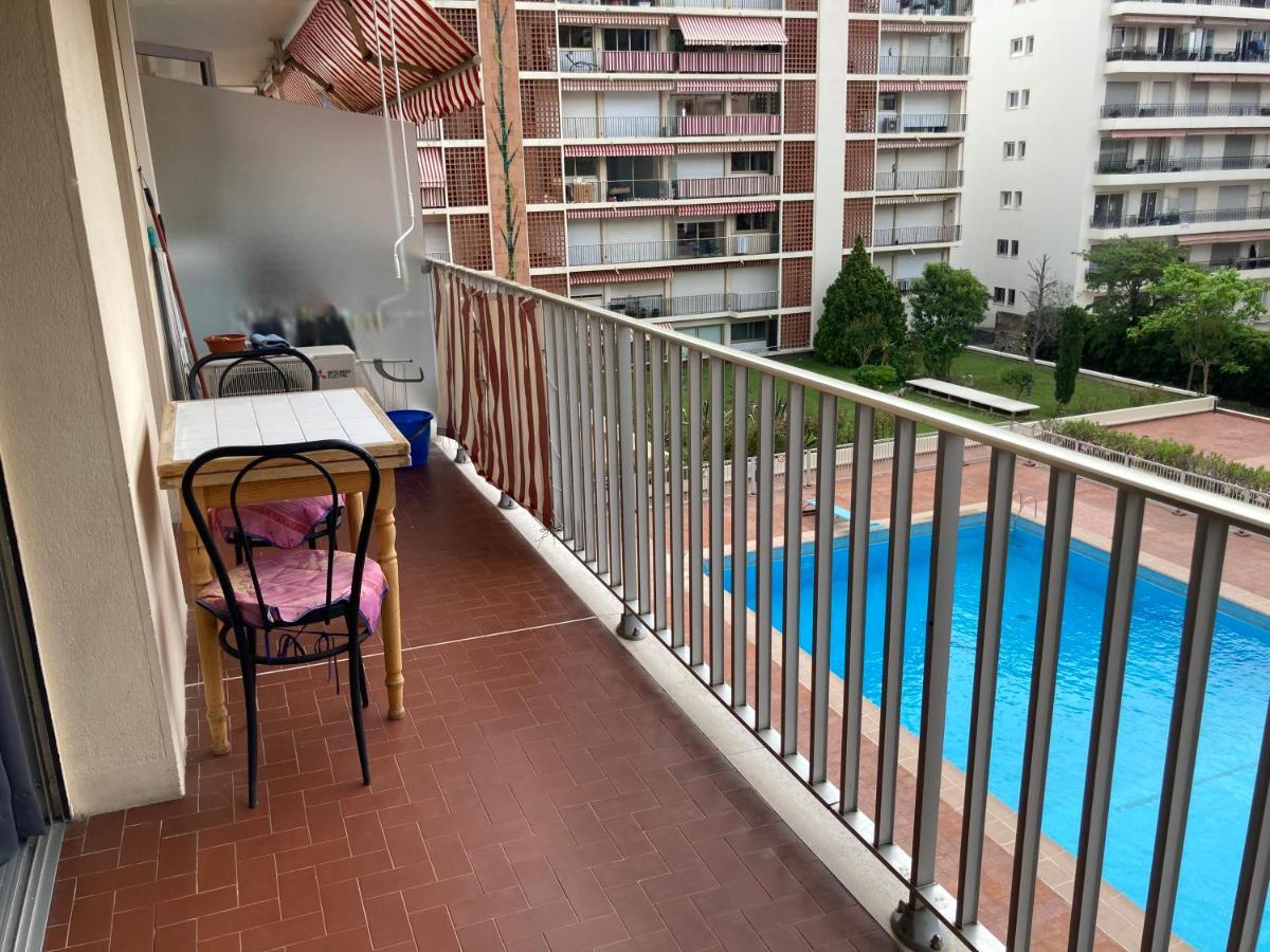 Studio Climatise Et Piscine En Bord De Mer Roquebrune-Cap-Martin Ngoại thất bức ảnh